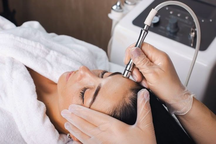 Microdermabrasión | Depósito $25 | Precio $85